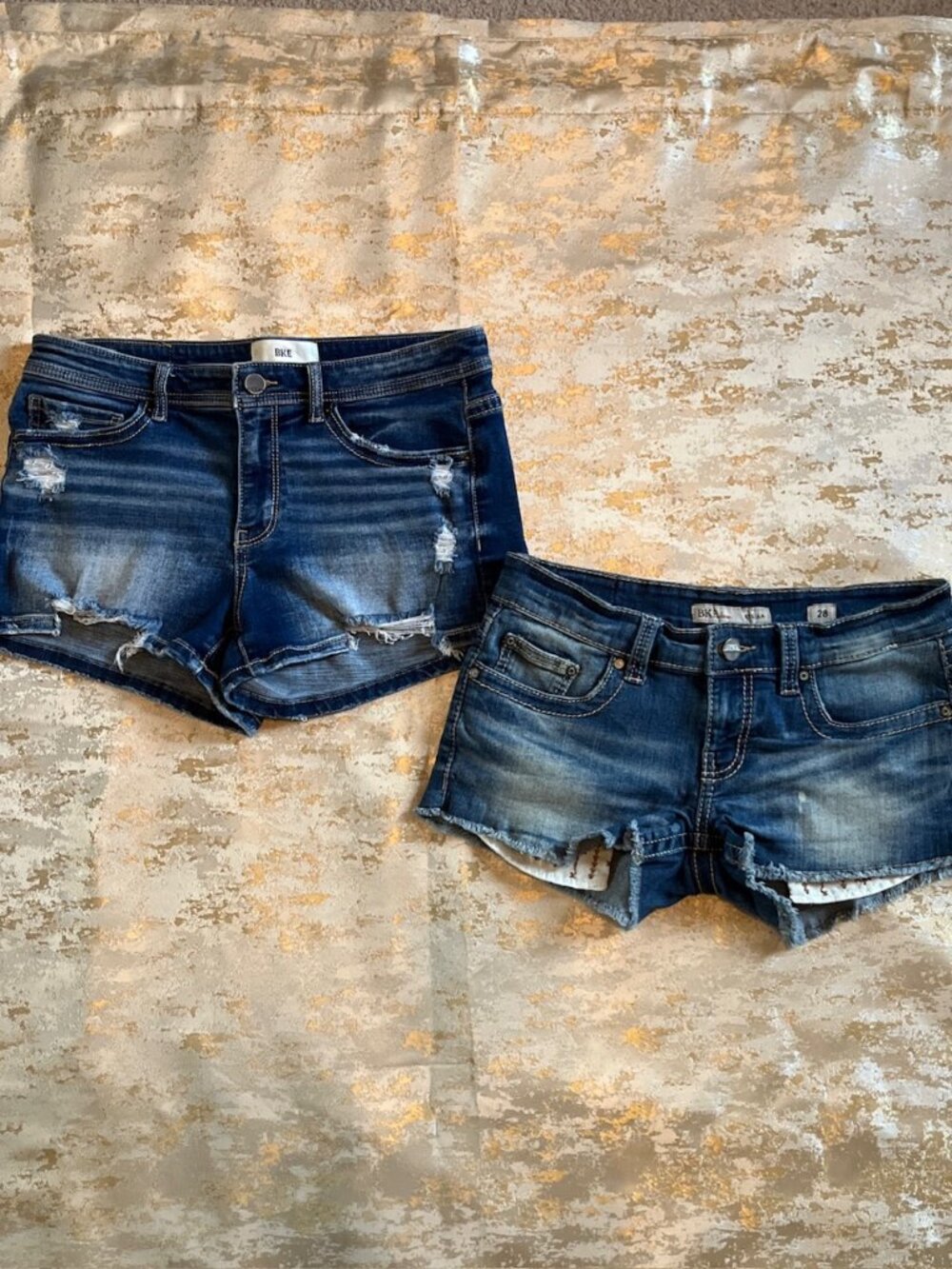 BKE Buckle Denim Jean Shorts Womens sz 28 Lot of 2 Payton Stella Blue Distressed